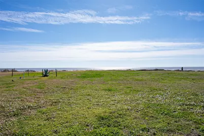 975 Marjorie, Gilchrist, TX 77617 - Photo 2
