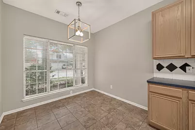 2907 Eagle Point Trail Drive, Katy, TX 77449 - Photo 10