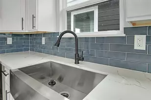 835 22nd St, San Leon, TX 77539 - Photo 8