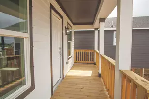 835 22nd St, San Leon, TX 77539 - Photo 4