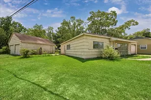 1006 Valerie Ave, Pasadena, TX 77502 - Photo 2