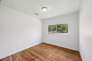 1006 Valerie Ave, Pasadena, TX 77502 - Photo 6