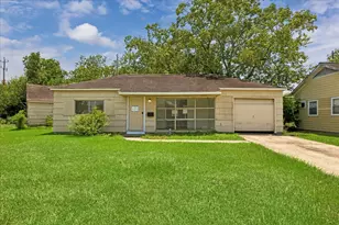 1006 Valerie Ave, Pasadena, TX 77502 - Photo 1