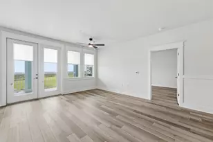 4211 Pointe W Dr, Galveston, TX 77554 - Photo 6