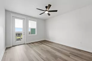 4211 Pointe W Dr, Galveston, TX 77554 - Photo 18