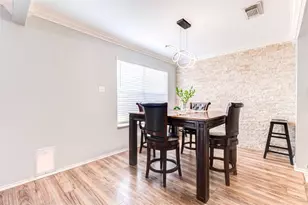 2202 Falling Oaks Rd, Houston, TX 77038 - Photo 8