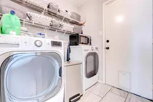 2202 Falling Oaks Rd, Houston, TX 77038 - Photo 14