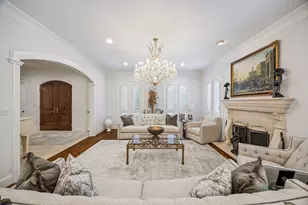 5043 Tangle Ln, Houston, TX 77056 - Photo 4