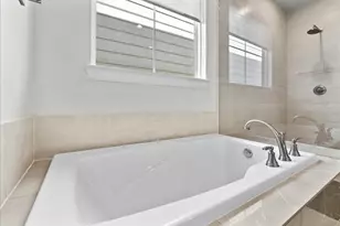 2808 Grand Fountains Dr, Houston, TX 77054 - Photo 28