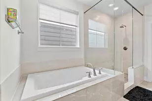 2808 Grand Fountains Dr, Houston, TX 77054 - Photo 28