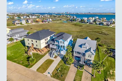 9417 Vista Bella, Galveston, TX 77554 - Photo 46