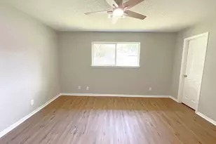 522 Irene Dr, Highlands, TX 77562 - Photo 20