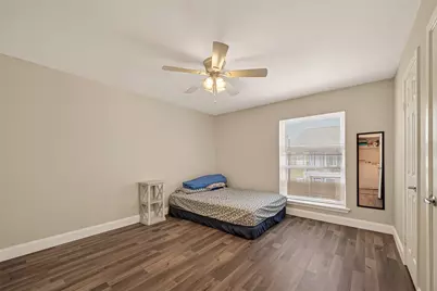18515 Egret Bay Boulevard #1302, Houston, TX 77058 - Photo 8