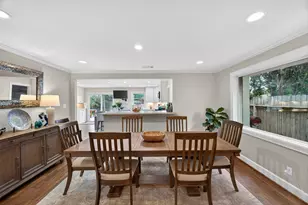 70 Colony Park Cir, Galveston, TX 77551 - Photo 12