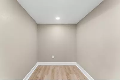 2202 Des Jardines Street, Houston, TX 77023 - Photo 20