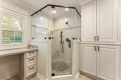 10203 Green Tree Road, Houston, TX 77042 - Photo 10