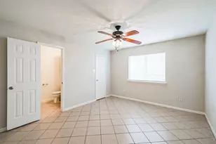 16783 N Bob White Dr, Conroe, TX 77385 - Photo 12