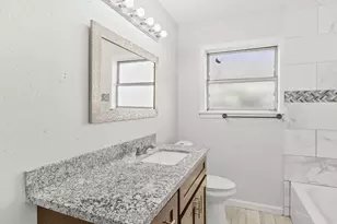 12402 Industrial Rd, Houston, TX 77015 - Photo 10