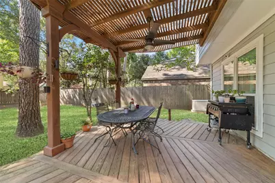 218 E Rainbow Ridge Circle, The Woodlands, TX 77381 - Photo 26