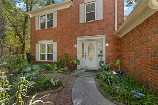 218 E Rainbow Ridge Cir, The Woodlands, TX 77381 - Photo 2