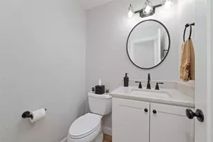 218 E Rainbow Ridge Cir, The Woodlands, TX 77381 - Photo 16