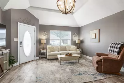 3931 Suncrest Drive, Groves, TX 77619 - Photo 4