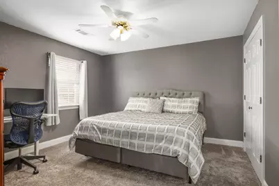 3931 Suncrest Drive, Groves, TX 77619 - Photo 20