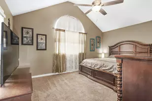 3931 Suncrest Dr, Groves, TX 77619 - Photo 14