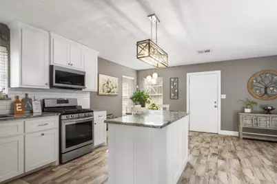 3931 Suncrest Drive, Groves, TX 77619 - Photo 8