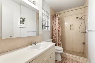3139 Jeanetta St, Houston, TX 77063 - Photo 26