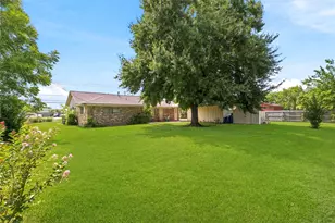 3139 Jeanetta St, Houston, TX 77063 - Photo 8