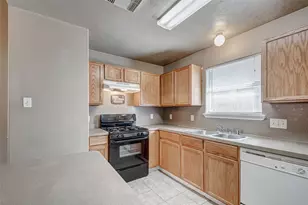 3906 Portman Glen Ln, Houston, TX 77047 - Photo 12
