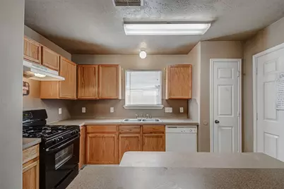 3906 Portman Glen Lane, Houston, TX 77047 - Photo 10