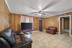 919 Christine St, Houston, TX 77017 - Photo 10