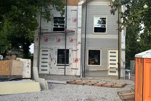 7938 Pointer St St, Houston, TX 77016 - Photo 2