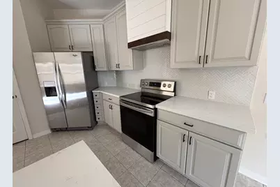 42 Camber Pine Place, The Woodlands, TX 77382 - Photo 2