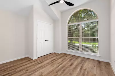 42 Camber Pine Place, The Woodlands, TX 77382 - Photo 26