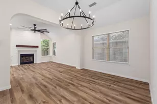 42 Camber Pine Pl, The Woodlands, TX 77382 - Photo 8