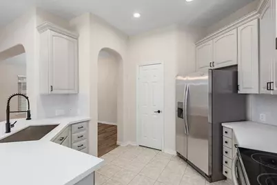 42 Camber Pine Place, The Woodlands, TX 77382 - Photo 14
