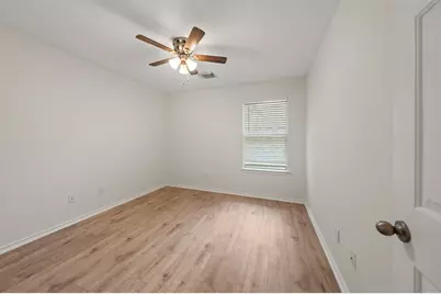 222 Blushwood Place, The Woodlands, TX 77382 - Photo 14