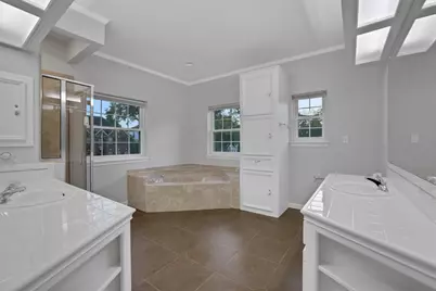 4616 Spruce Street, Bellaire, TX 77401 - Photo 34