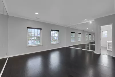 4616 Spruce Street, Bellaire, TX 77401 - Photo 28