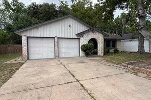 16358 Brinkwood Dr, Houston, TX 77090 - Photo 2