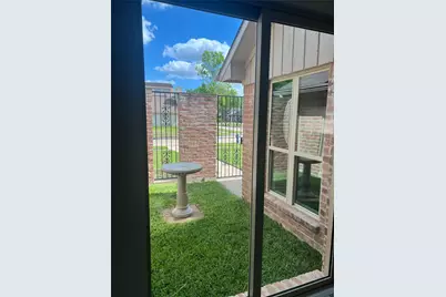 9126 Devoncroft Drive, Houston, TX 77031 - Photo 18