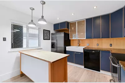 4040 San Felipe Street #233, Houston, TX 77027 - Photo 2
