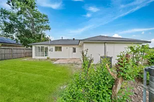 13114 White Heather Dr, Houston, TX 77045 - Photo 32