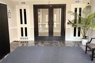 357 N Post Oak Ln, Houston, TX 77024 - Photo 10