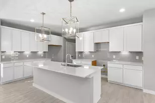 4222 Highwood Dr, Rosenberg, TX 77471 - Photo 2