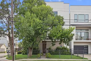 613 Jackson Hill St, Houston, TX 77007 - Photo 2