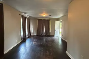 4017 Baden St, Houston, TX 77009 - Photo 2